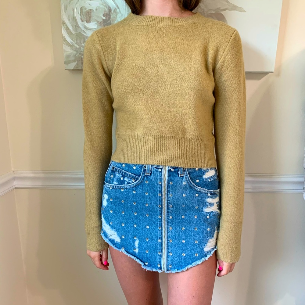 Cropped sweater
